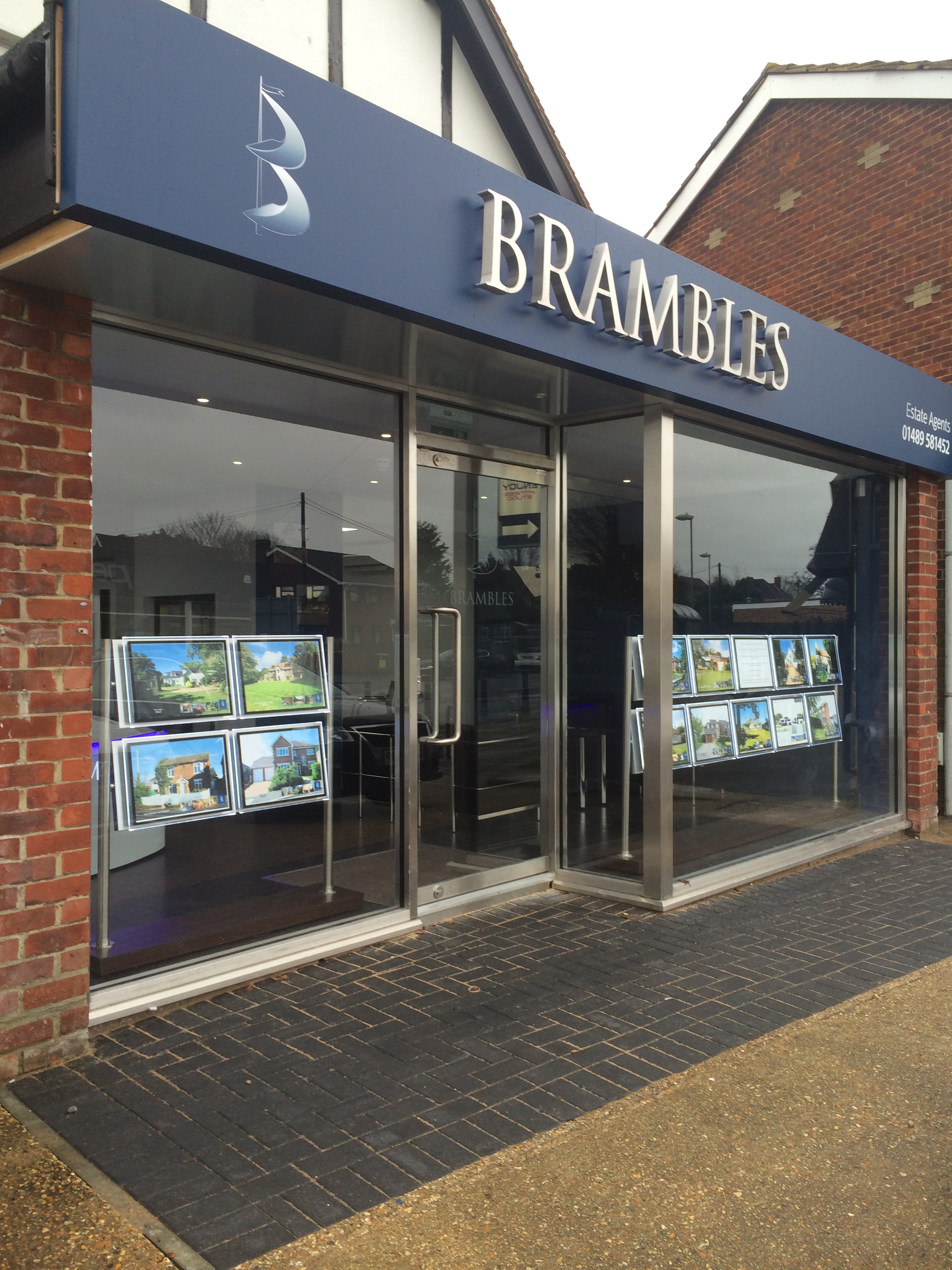 Aluminium Shopfronts in Southampton